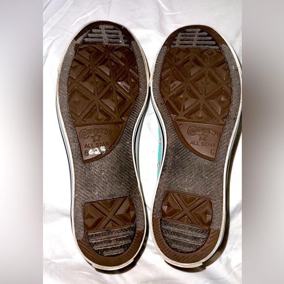 Converse low top chucks sz 6 men 8wm - Picture 4 of 6
